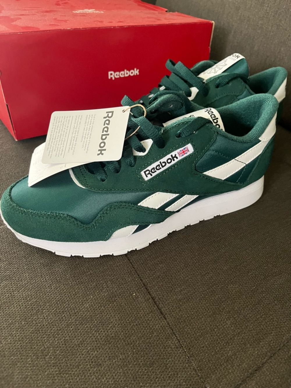 Reebok Classic Nylon  Dark Green & White Retro Runner Sneakers - Picture 6 of 7